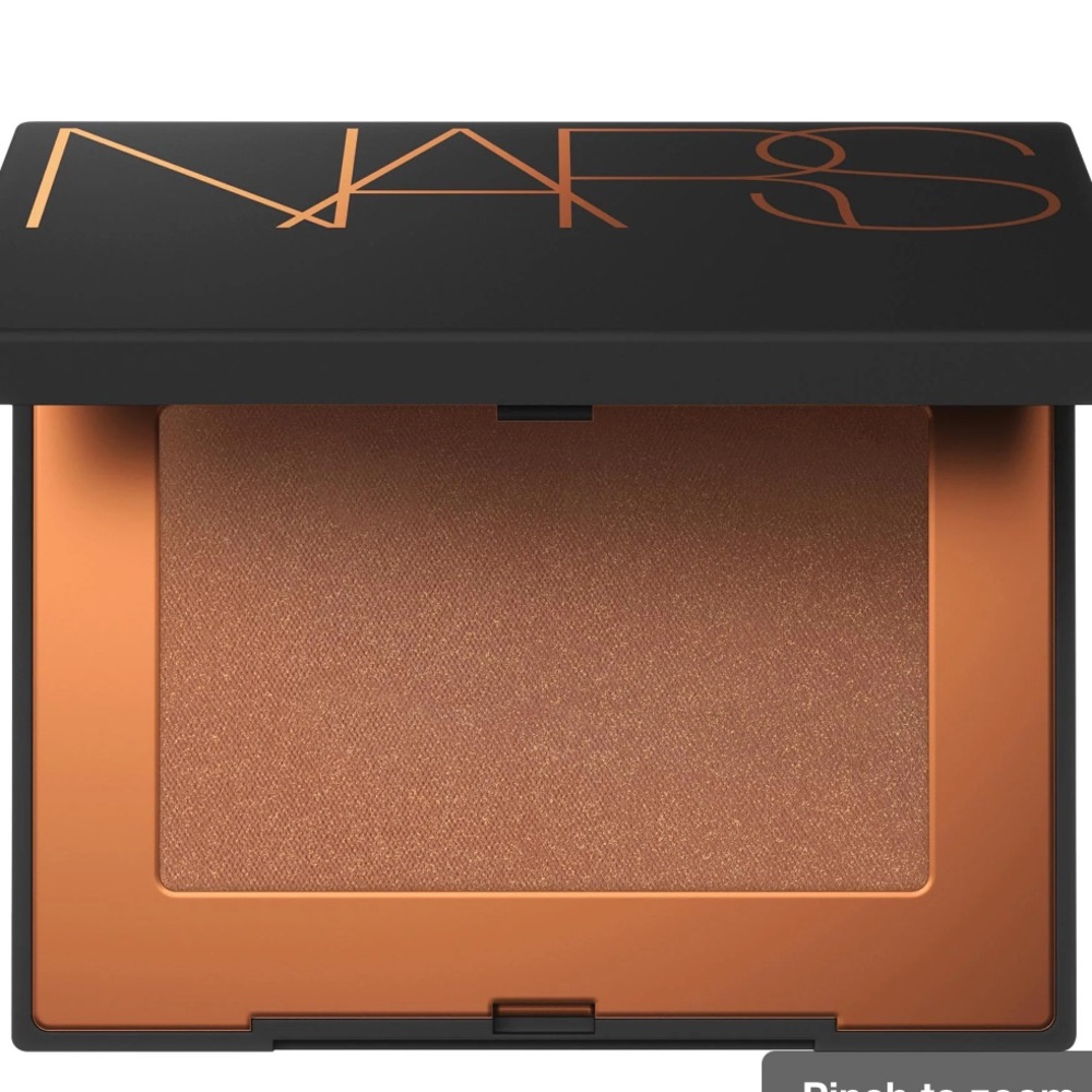 NARS  Bronzing Powder Laguna 04